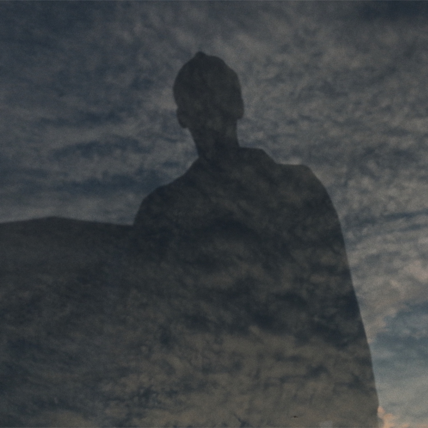  👀 Вы видели этого человека, или Мне кажется за нами кто-то наблюдает (Музыка для короткометражного фильма)